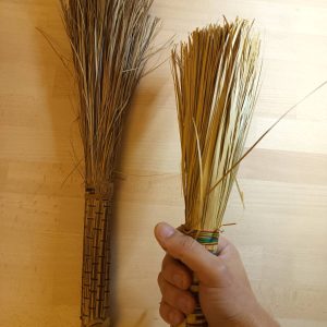 Bwiti "Mbounda" - small ritual "whisk broom"